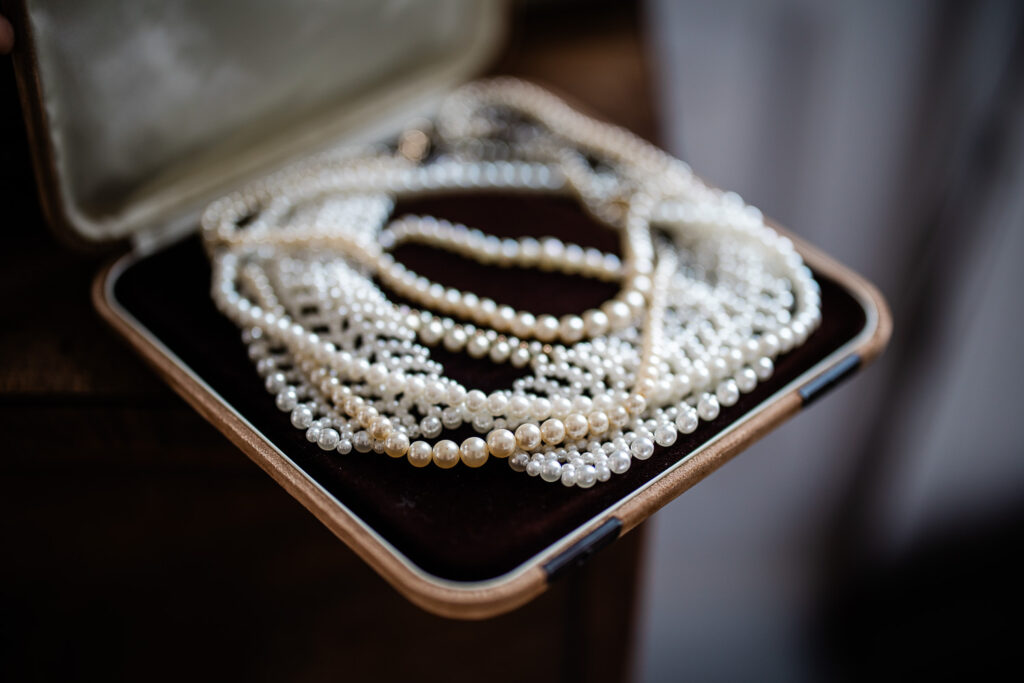 Pearls for a luxury wedding