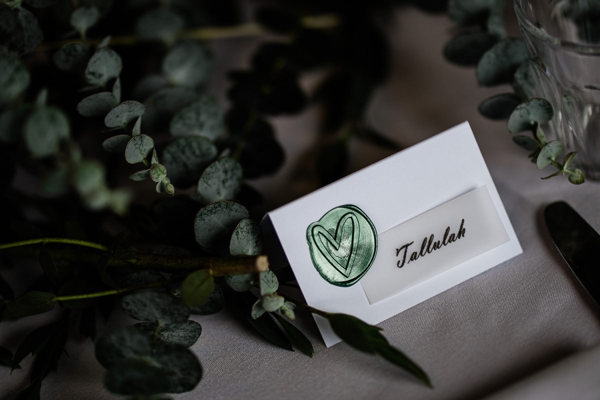 Polurrian on the lizard wedding photography of an autumnal themed wedding reception