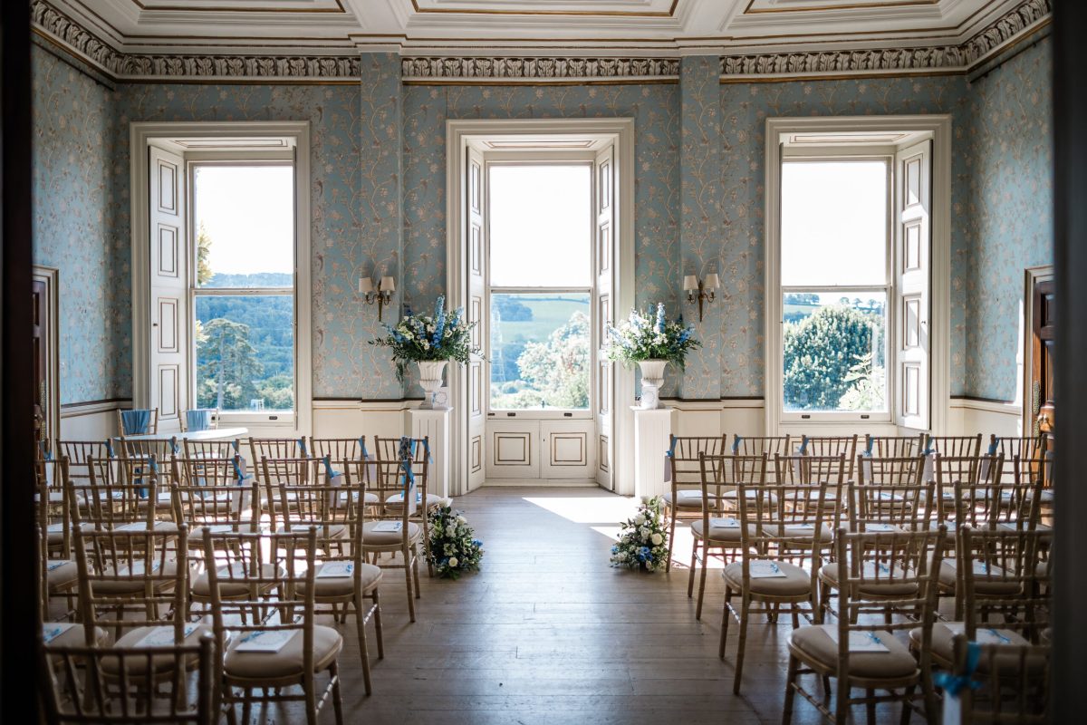 A luxury ceremony at Pynes House